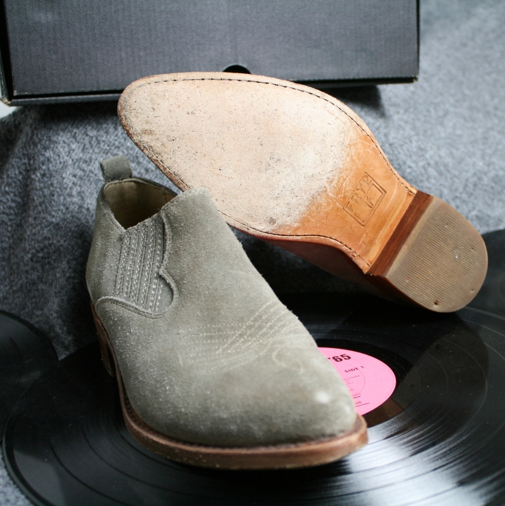 🤠 grey Frye bootie - Picture 5 of 10